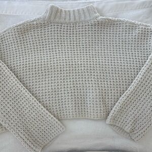 Urban Outfitters Mila Mock Neck Cropped Chunky Knit Sweater